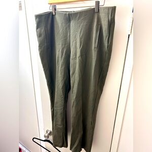 20 Women's khaki green trousers